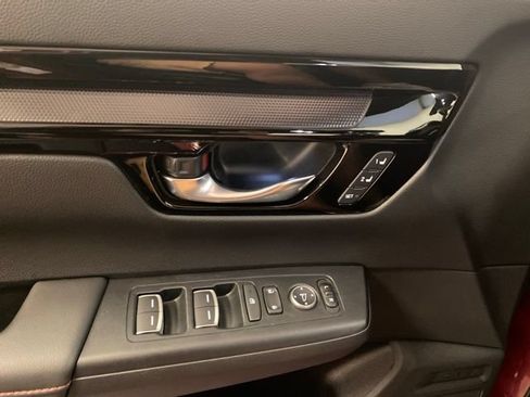 Used 2025 Honda CR-V Sport Touring image 18