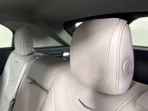 Used 2019 Cadillac XT4 Luxury w/ Cold Weather Package image 20