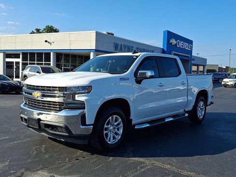 Used 2019 Chevrolet Silverado 1500 LT w/ All-Star Edition AWD/4WD image 3