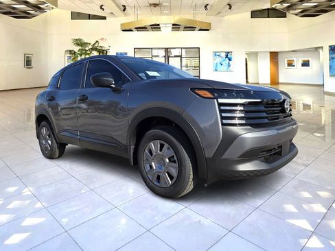 New 2026 Nissan Kicks S image 2