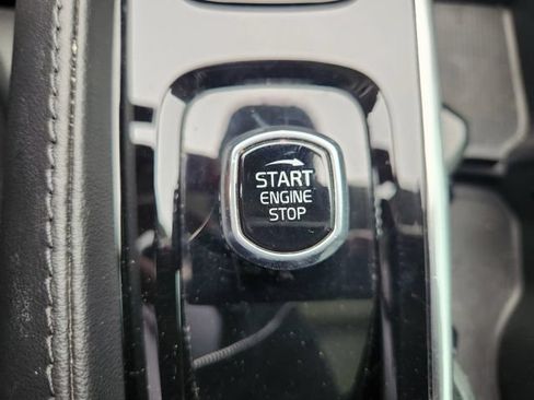 Used 2023 Volvo XC90 T8 Plus AWD/4WD image 19