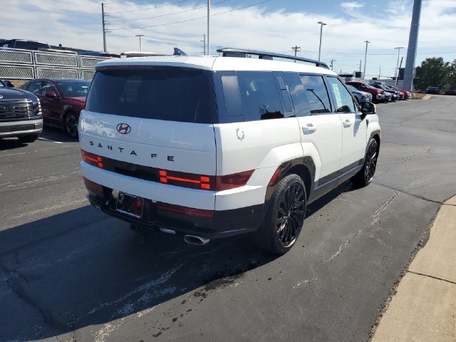 Used 2025 Hyundai Santa Fe Calligraphy FWD image 4