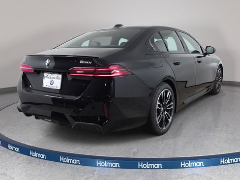 New 2026 BMW 530i xDrive w/ M Sport Package AWD/4WD image 5