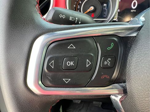 Used 2023 Jeep Wrangler Unlimited Rubicon AWD/4WD image 31