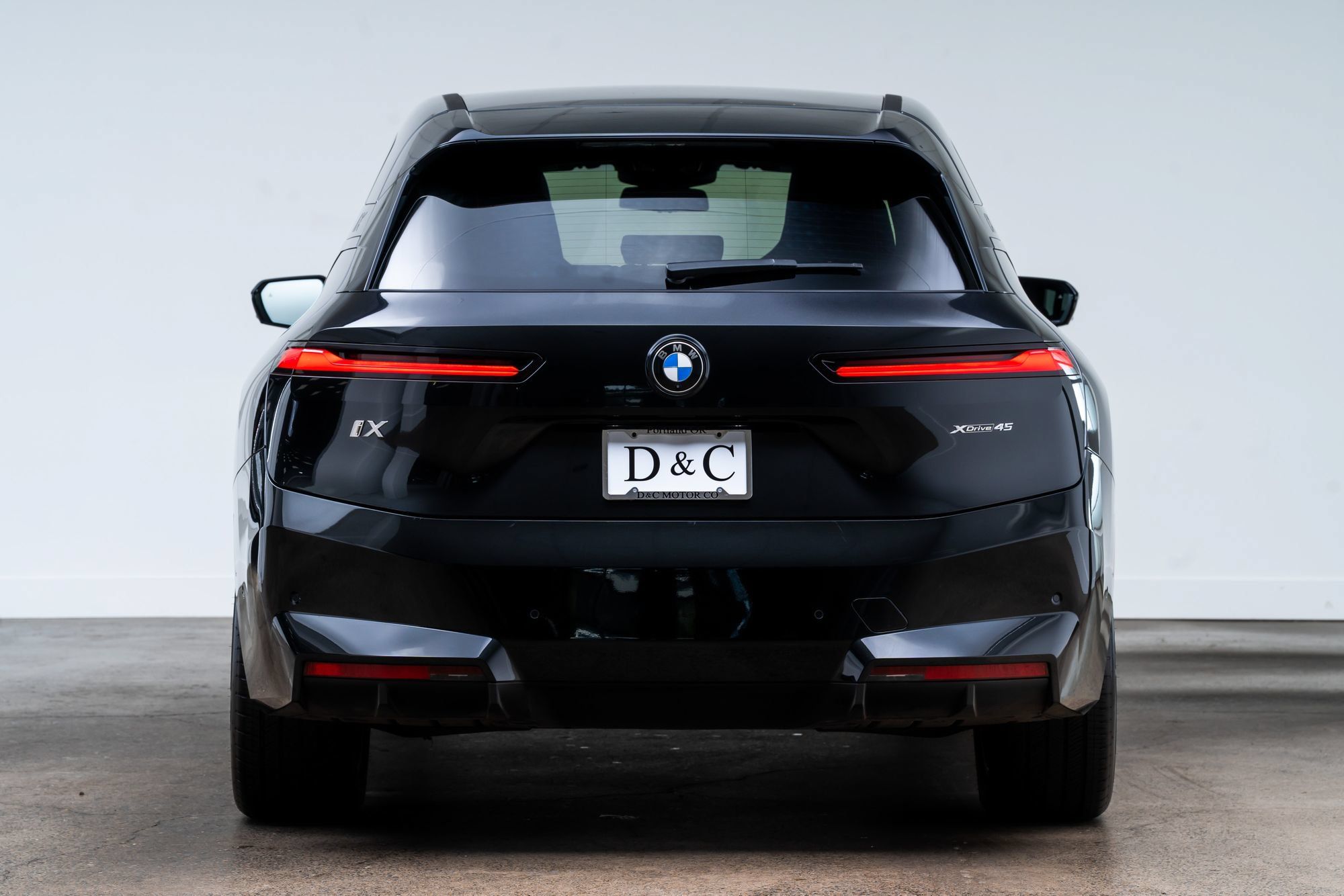 Used 2026 BMW iX xDrive45 w/ Executive Package AWD/4WD image 6