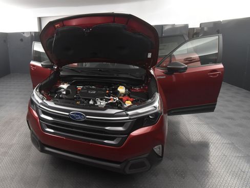 New 2025 Subaru Forester Limited image 35