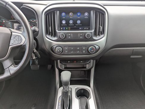 Certified 2022 Chevrolet Colorado LT w/ LT Convenience Package image 11