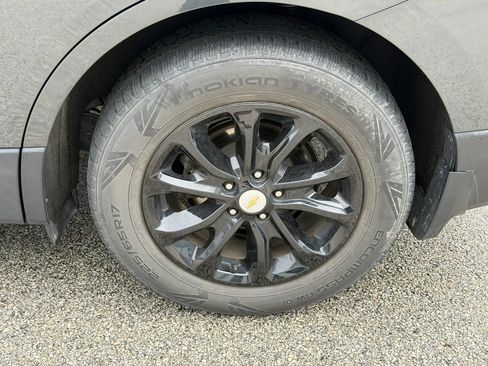 Used 2018 Chevrolet Equinox LT FWD image 10
