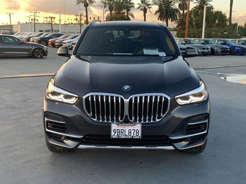 Certified 2022 BMW X5 xDrive40i w/ Parking Assistance Package image 2