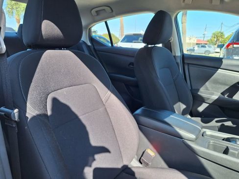 Used 2024 Nissan Sentra S image 28