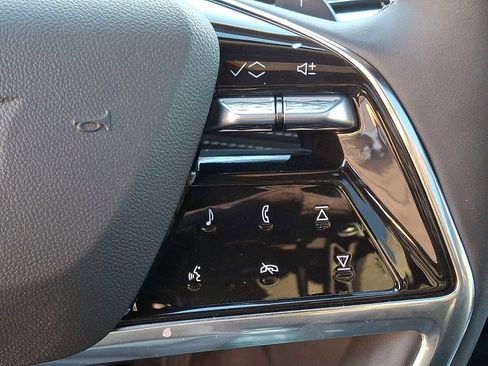 Used 2026 Cadillac Escalade Luxury w/ Touring Package image 25