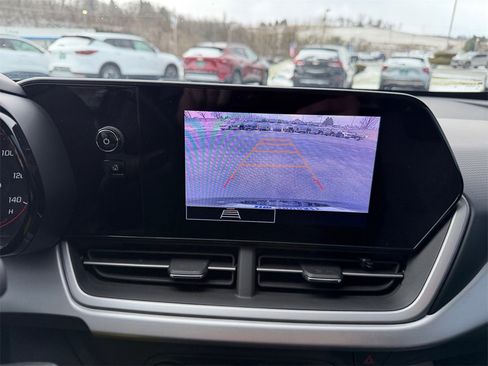 Certified 2024 Chevrolet Trax RS image 18