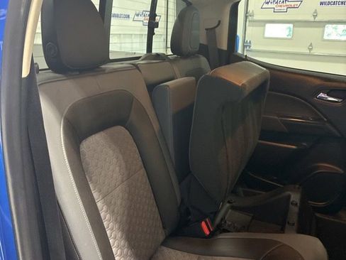 Used 2018 Chevrolet Colorado Z71 AWD/4WD image 33