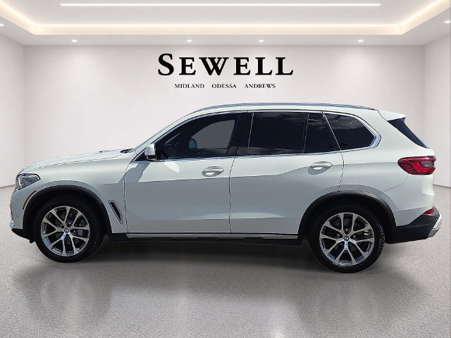 Used 2019 BMW X5 xDrive40i w/ Premium Package 2 AWD/4WD image 2