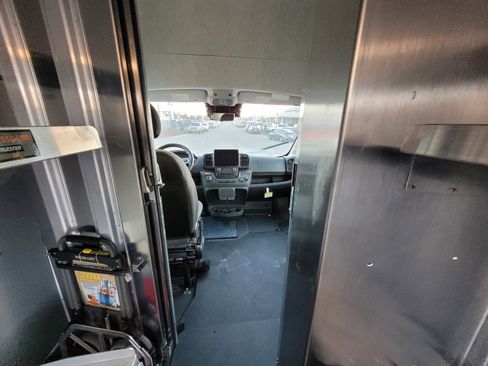 New 2024 RAM ProMaster 3500 w/ Delivery Van Package image 20