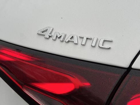 New 2026 Mercedes-Benz GLC 300 4MATIC image 28