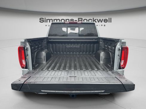 New 2026 GMC Sierra 1500 AT4 w/ AT4 Premium Package AWD/4WD image 23