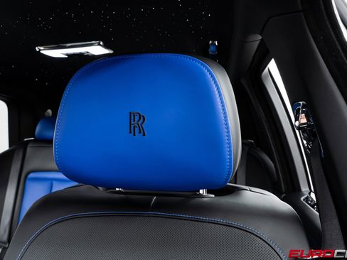 Used 2022 Rolls-Royce Cullinan Black Badge w/ Dark Exterior Package image 41