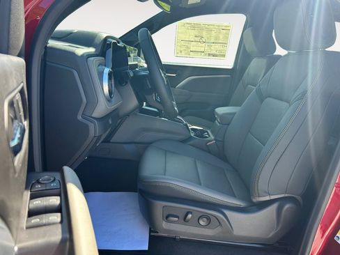 Used 2026 Chevrolet Colorado ZR2 image 13