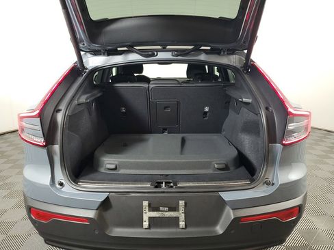 Certified 2023 Volvo C40 P8 Recharge Ultimate image 11