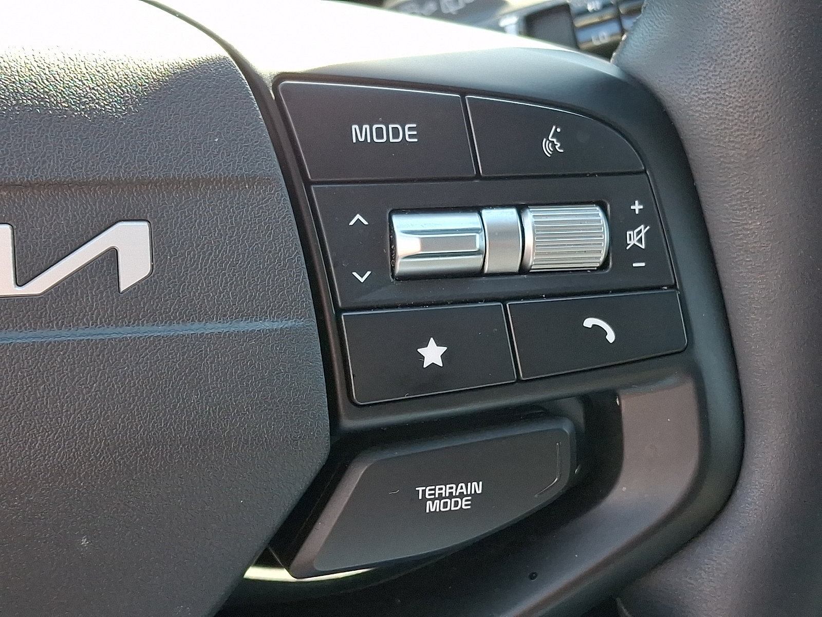 Used 2026 Kia Sportage SX AWD/4WD image 23
