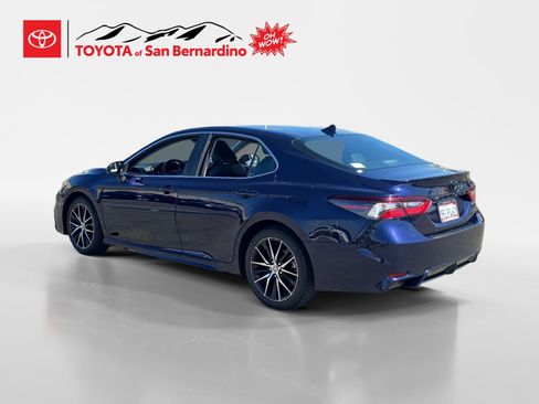 Certified 2021 Toyota Camry SE w/ Carpet Mat Package (TMS) image 3