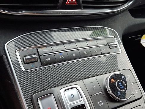 Used 2021 Hyundai Santa Fe SEL w/ Convenience Package AWD/4WD image 17