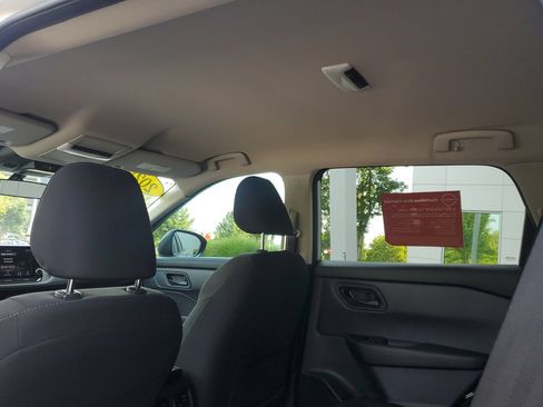 Certified 2025 Nissan Rogue S AWD/4WD image 15
