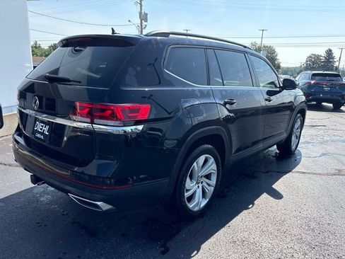 Used 2023 Volkswagen Atlas SE AWD/4WD image 3