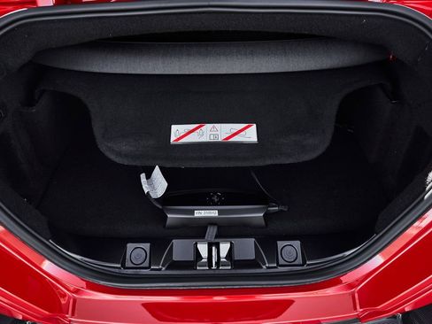 Used 2024 Ferrari Roma Spider RWD image 26