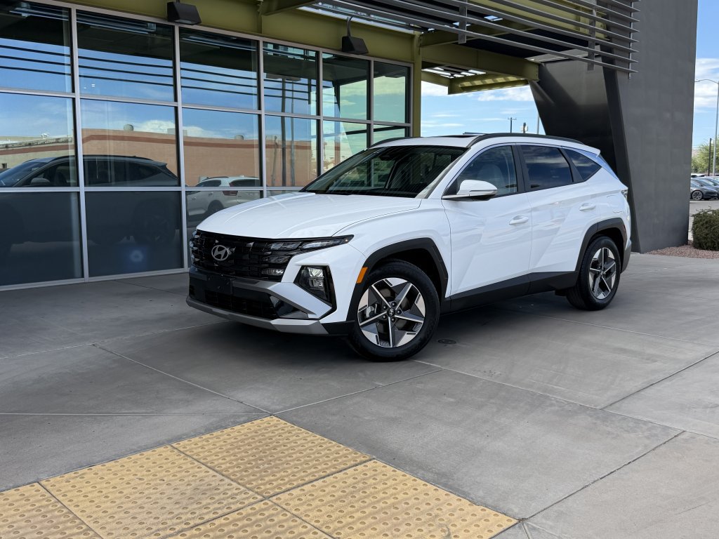 Used 2026 Hyundai Tucson SEL FWD image 1