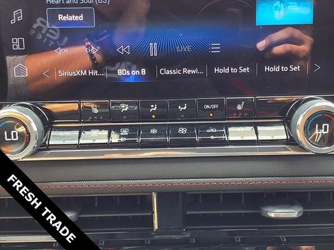 Used 2025 Chevrolet Colorado Z71 w/ Technology Package image 11