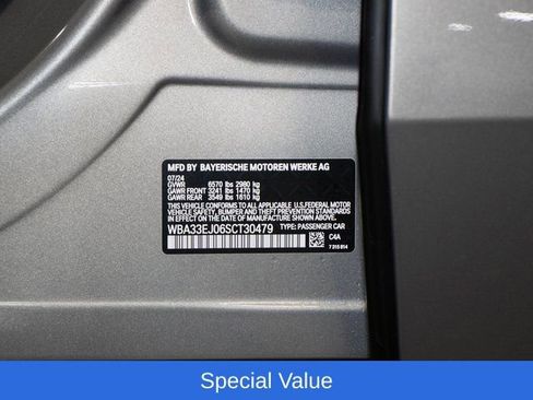 Used 2025 BMW 760i xDrive w/ Premium Package AWD/4WD image 24
