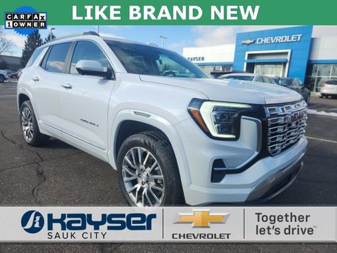 Used 2026 GMC Terrain Denali w/ LPO, Floor Liner Package image 1