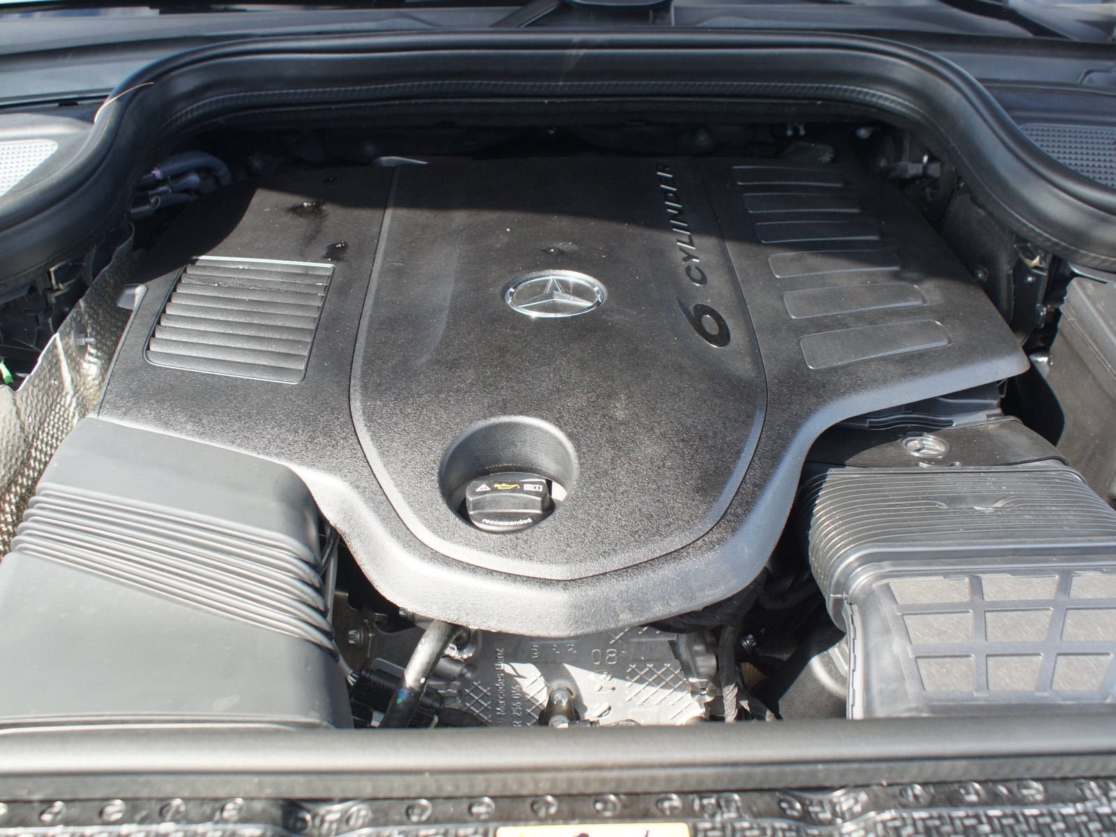 Used 2021 Mercedes-Benz GLS 450 4MATIC image 30