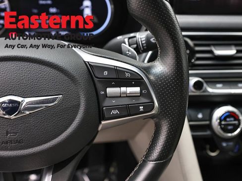 Used 2023 Genesis G70 2.0T AWD/4WD image 16