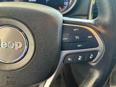 Used 2018 Jeep Grand Cherokee High Altitude RWD image 51
