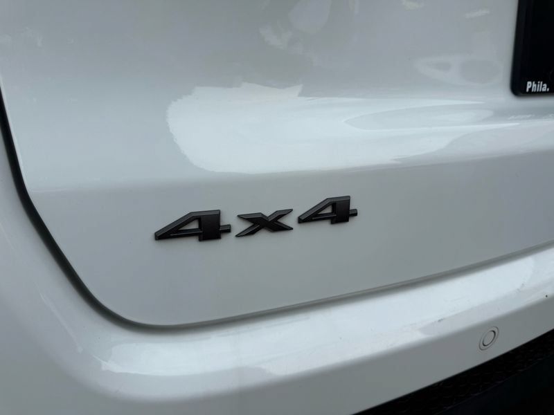 Used 2025 Jeep Compass Trailhawk AWD/4WD image 58