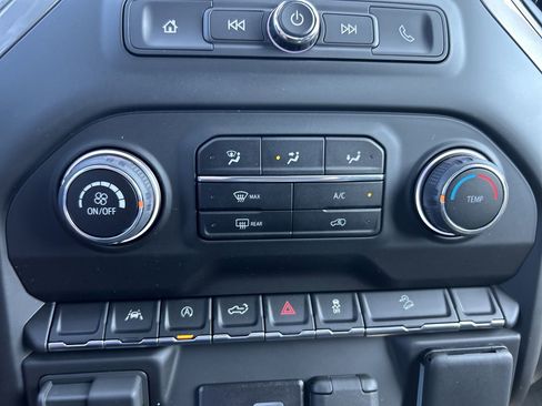 New 2026 Chevrolet Silverado 1500 Custom Trail Boss w/ Dark Appearance Package image 32