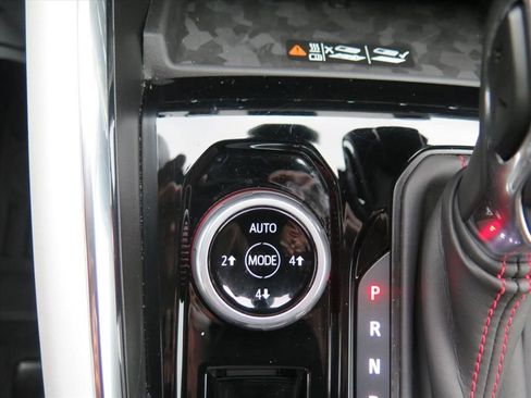 Used 2023 GMC Canyon AT4X image 11