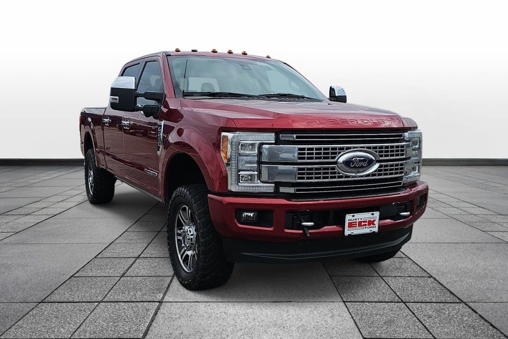 Used 2017 Ford F250 Platinum w/ Platinum Ultimate Package AWD/4WD image 3