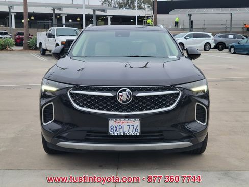Used 2021 Buick Envision Avenir w/ Technology Package II image 8