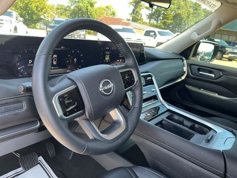 Certified 2025 Nissan Armada SV RWD image 14