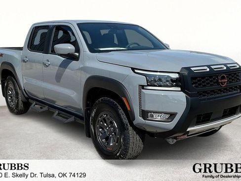 New 2026 Nissan Frontier PRO-4X w/ Pro-4x Convenience Package image 1