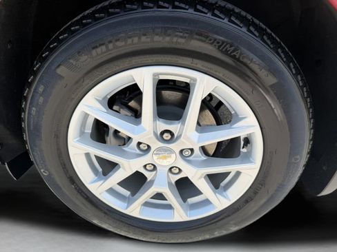 Used 2023 Chevrolet Equinox LT FWD image 38