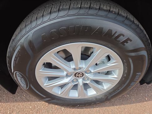 Certified 2026 Toyota Grand Highlander AWD Hybrid image 9