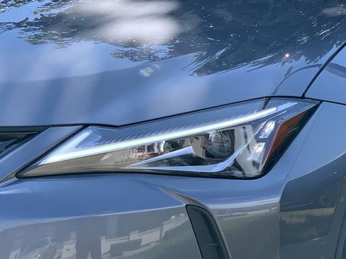 Certified 2021 Lexus UX 250h w/ Premium Package AWD/4WD image 6