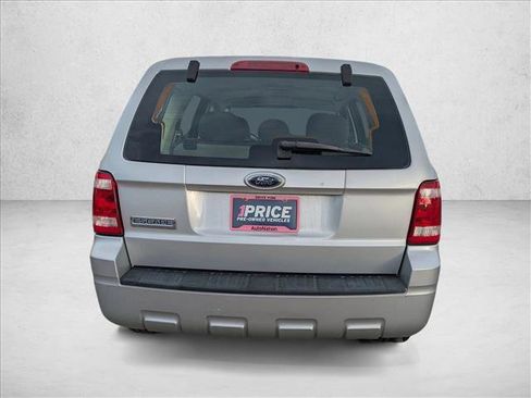 Used 2009 Ford Escape XLS image 6