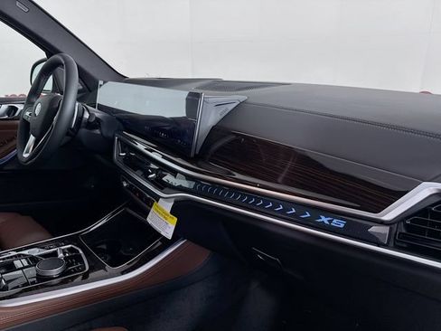 New 2026 BMW X5 xDrive50e w/ Climate Comfort Package AWD/4WD image 31