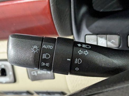 Used 2011 Lexus LS 460 AWD w/ Comfort Pkg image 34